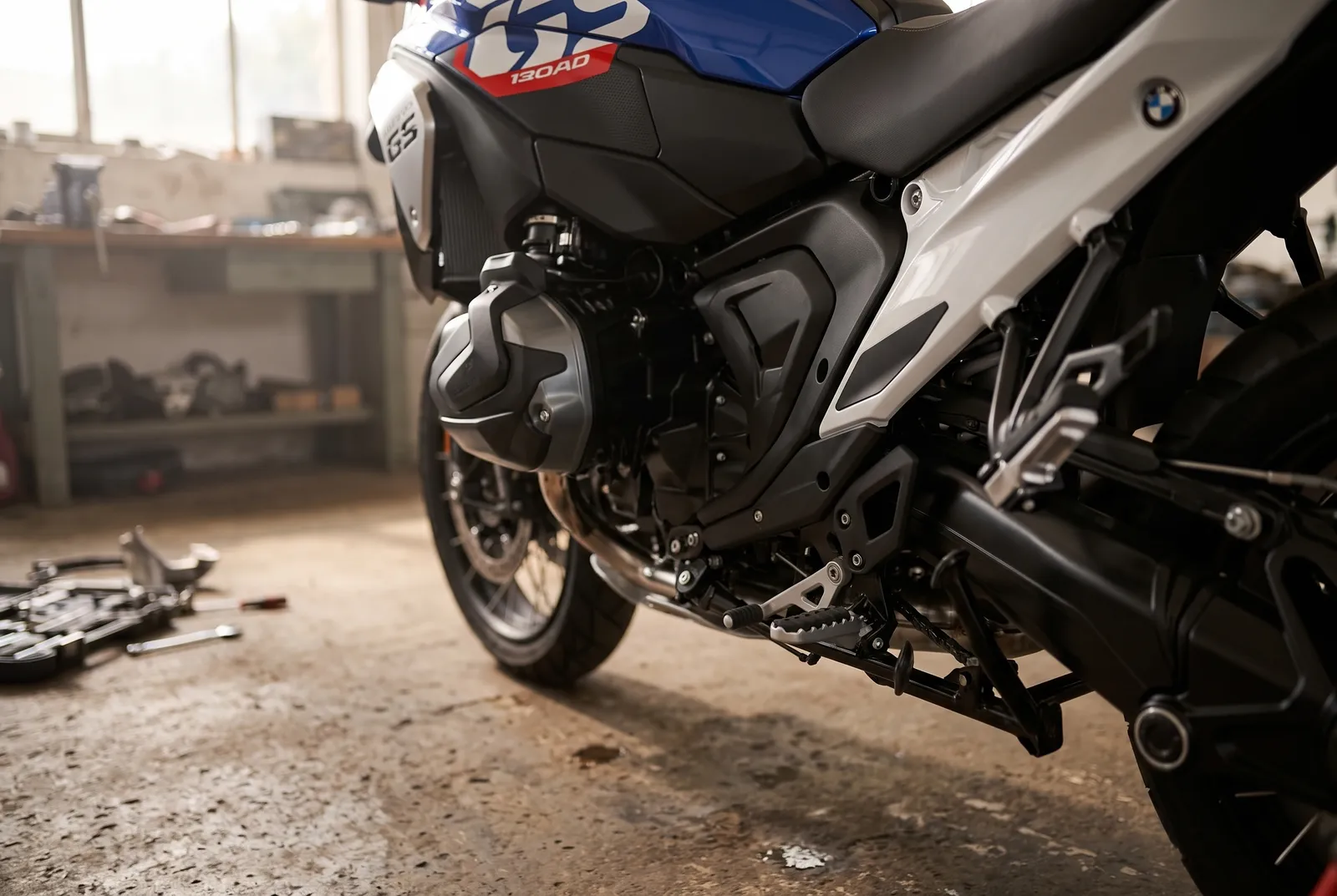 Eine Frage aus dem GS-Forum zum Fußschalthebel der R 1300 GS mit ASA wirft ein größeres Thema auf: Material, Ersatzteile und eine Not-Lösung für unterwegs.